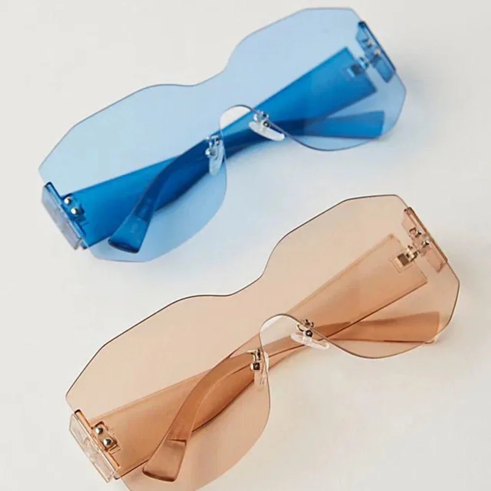Free People Sidetracked Stylish blue Sunglasses